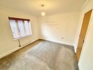 Bed 1- click for photo gallery